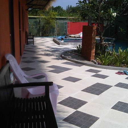 2 Home Chalong Zewnętrze zdjęcie